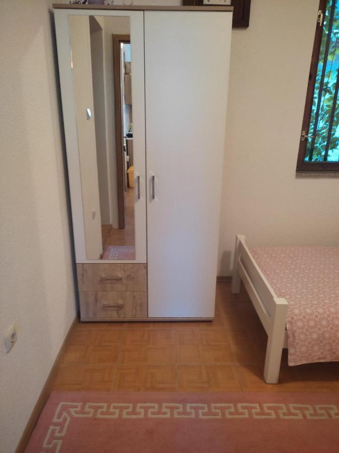 Апартаменти Apartman Hujic Біхач Екстер'єр фото