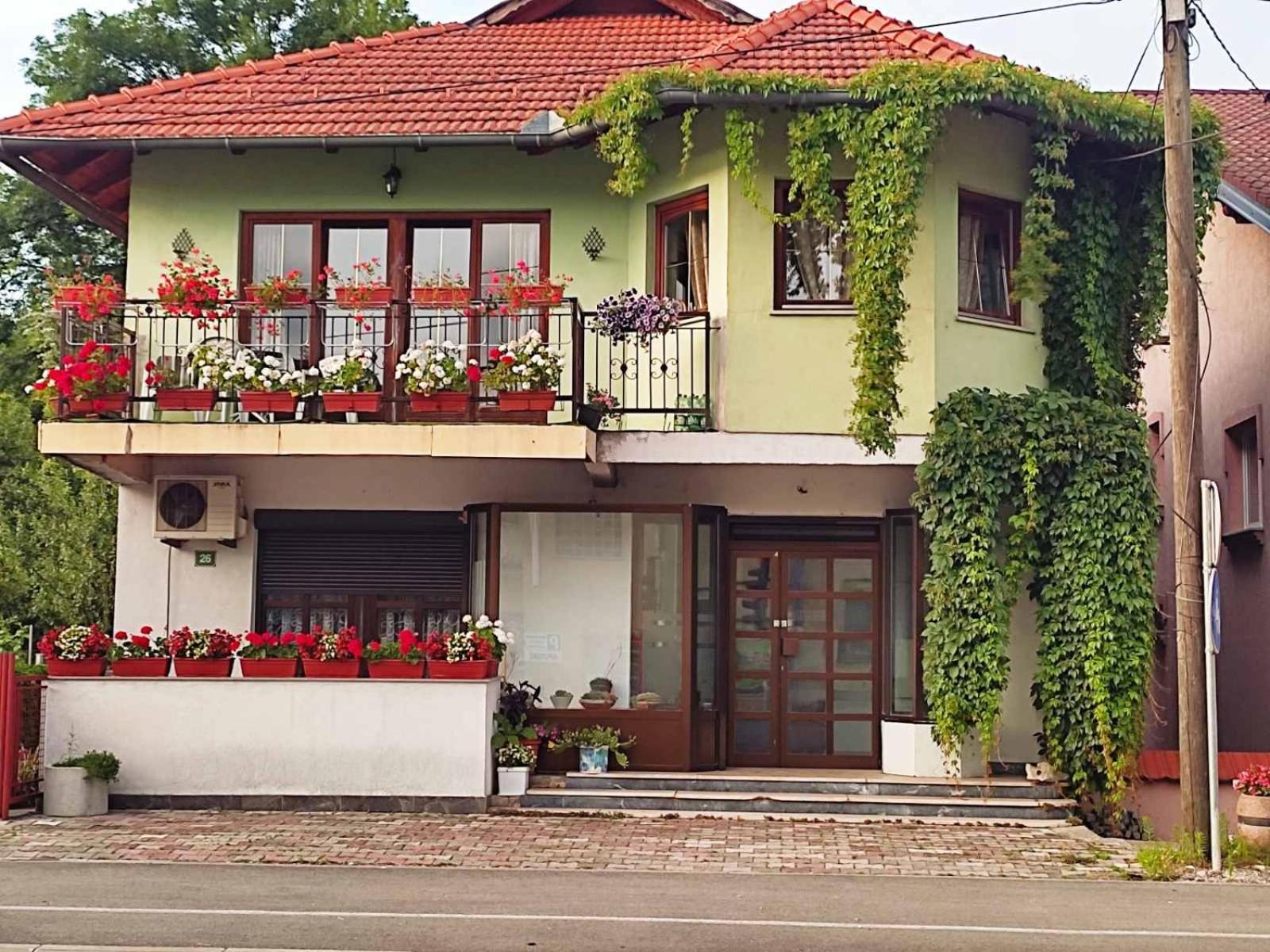 Апартаменти Apartman Hujic Біхач Екстер'єр фото